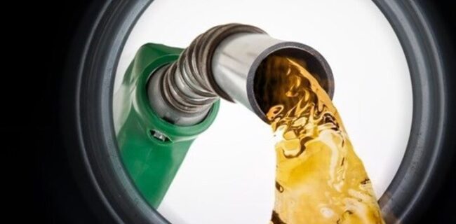 قیمت جدید بنزین اعلام می‌شود