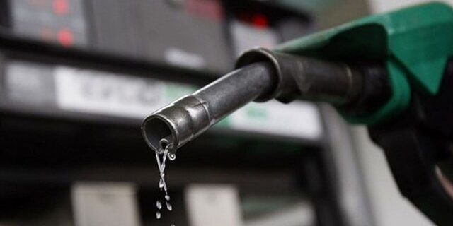 مصرف بنزین در خودروها؛ ایران ۱۰ لیتر، ترکیه ۵ لیتر