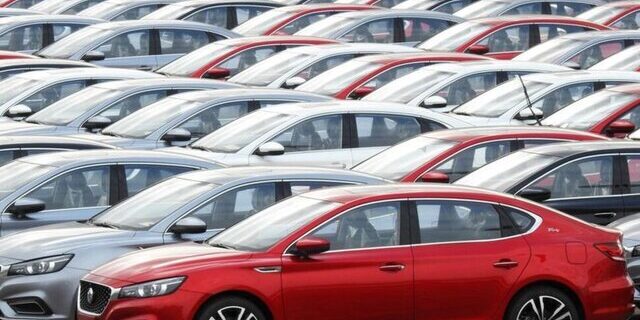 قیمت خودرو در بازار به کارخانه نزدیک شد/ اختلاف نرخ‌ها به حداقل رسید
